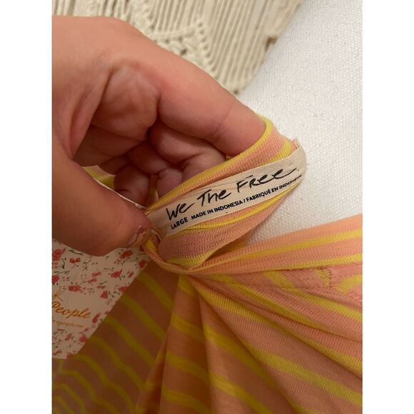 š NWTĀ Free People We The Free StripedāTeeāSizeāL - Picture 7 of 8